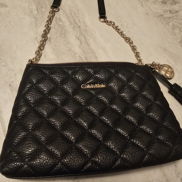 Calvin Klein crossbody bag - Picture 2 of 9